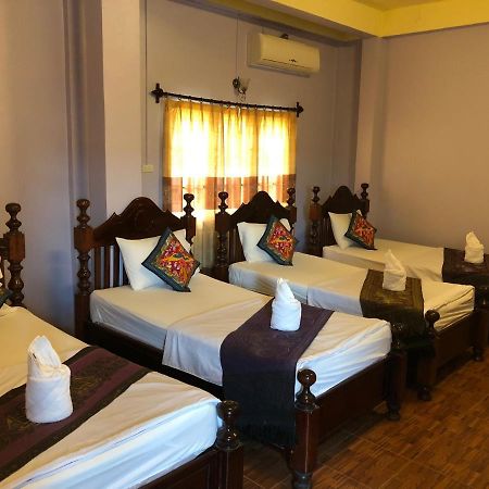 Soutjai Guesthouse & Restaurant Vang Vieng Ngoại thất bức ảnh
