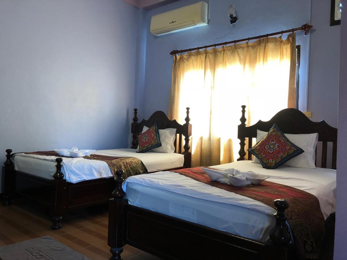 Soutjai Guesthouse & Restaurant Vang Vieng Ngoại thất bức ảnh