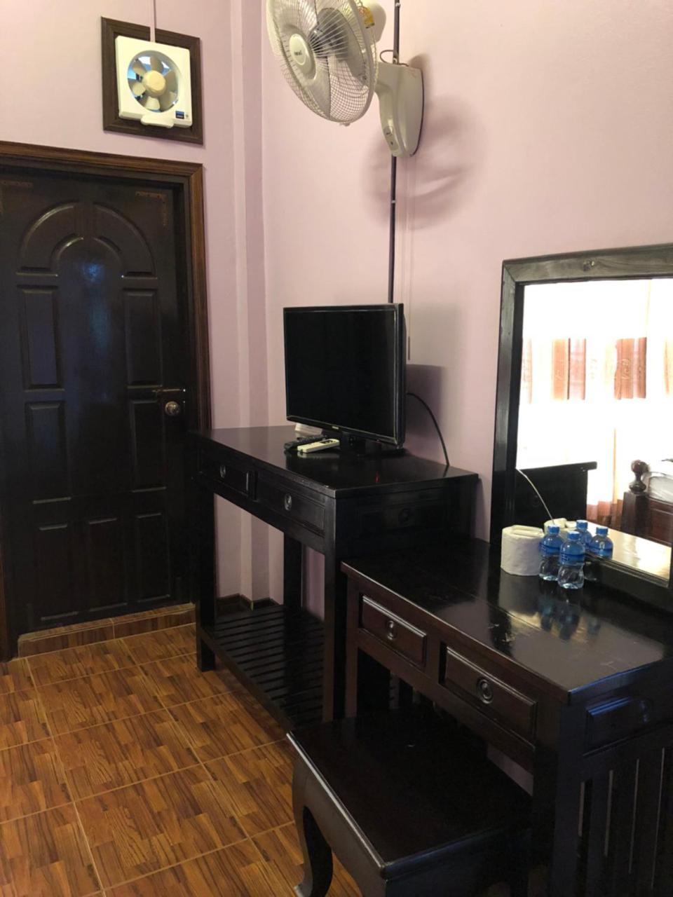 Soutjai Guesthouse & Restaurant Vang Vieng Ngoại thất bức ảnh