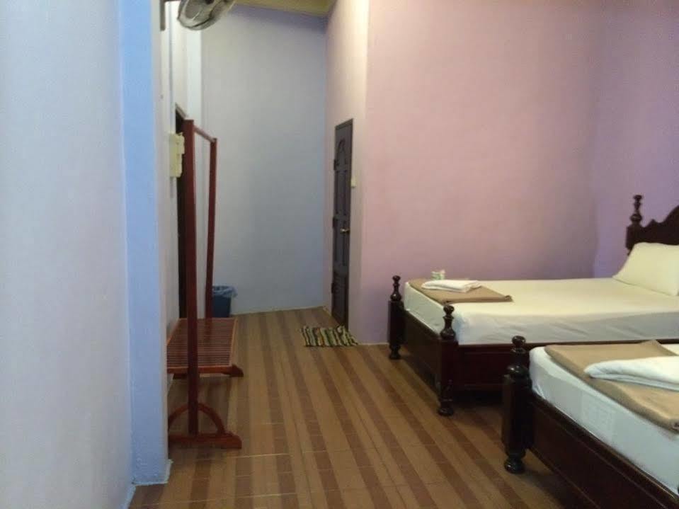 Soutjai Guesthouse & Restaurant Vang Vieng Ngoại thất bức ảnh