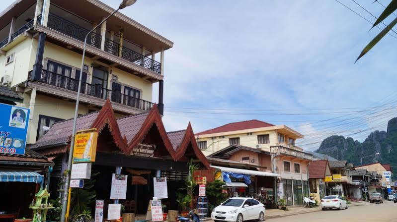 Soutjai Guesthouse & Restaurant Vang Vieng Ngoại thất bức ảnh